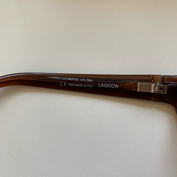 SOLD- Maui Jim Lagoon polarized sunglasses - Picture 10 of 13